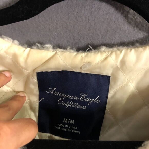 american eagle outfitters jacket womens medium m black sherpa faux fur Thick aa - Picture 2 of 12